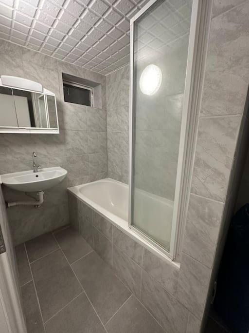 Mini Neben Theater Apartment